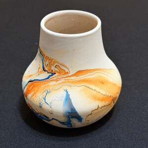 Vintage Nemadji Native American Pottery Vase USA Swirls Of Color 5" Tall